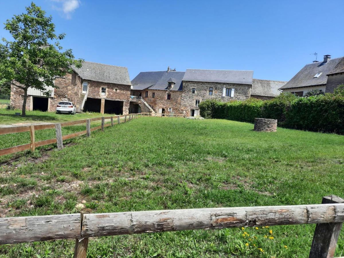 Les Gites De La Bouldoire Renaissance Rignac  Exterior foto